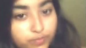 Finger blowing with an Indian girlfriend at home