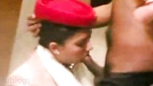 Scandalous MMS of a deep throat camel ride on a Dubai flight