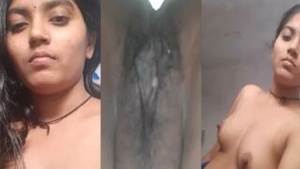 Country girl poses topless and exposes her private part for solo adult content