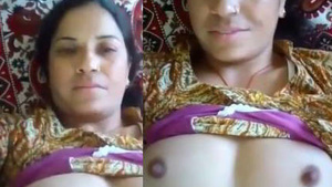 Big-boobed aunty showing her private part