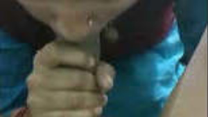 Tamil Bhabhi from India gives a great blowjob