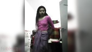 College cutie MMC strips and teases in this video.