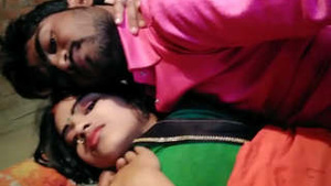 Sexy fucking Desi