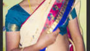 Boob showing video of Indian girl Maya