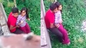 Lahore based Indian lovers caught in homemade video.