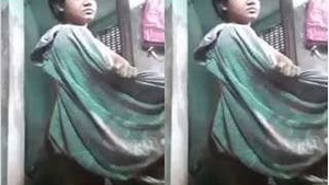 busty bhabhi enjoying wet grassroots sex in Aunty and girl orgasm video